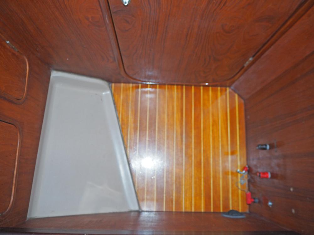 Cabine arri&egrave;re, H&eacute;bergements